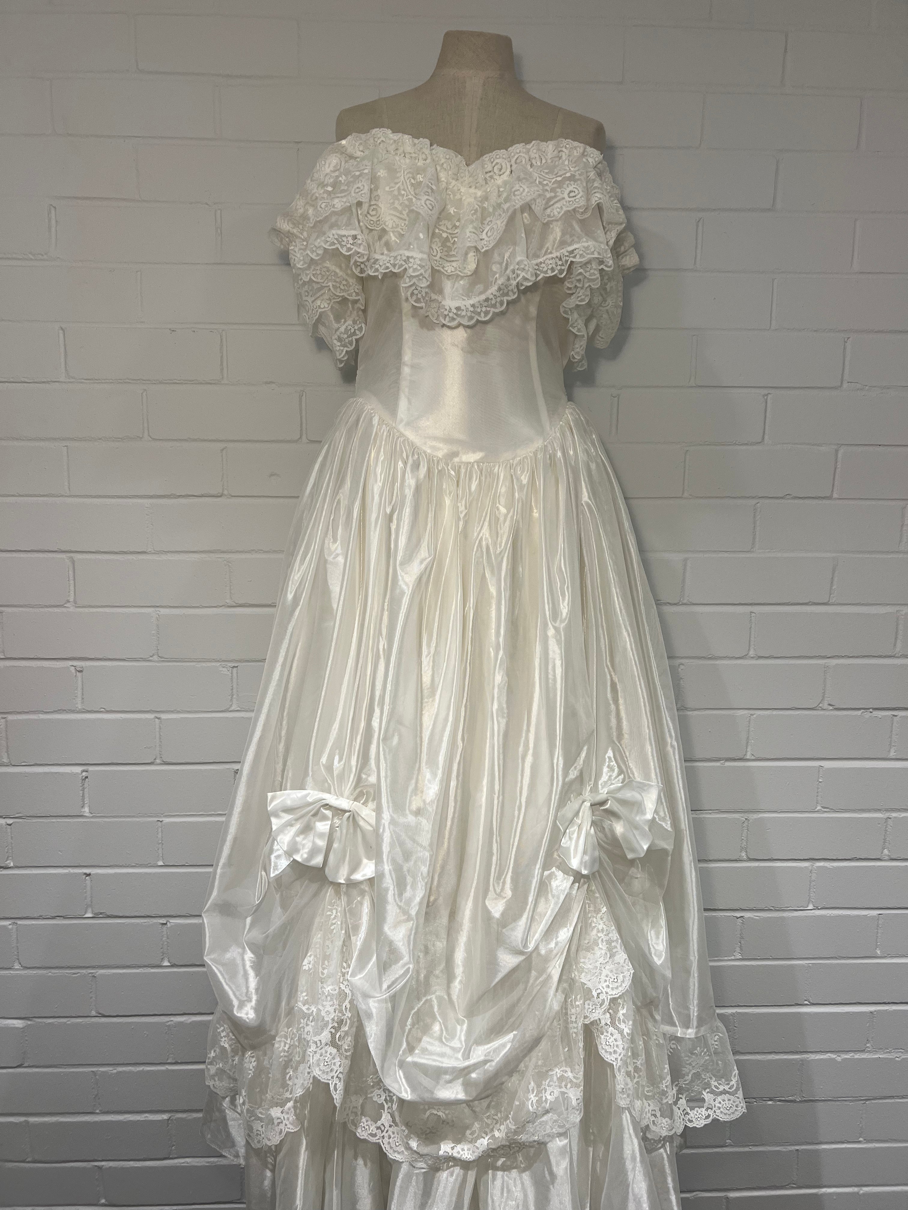 1980s Jessica McClintock Basque Waist Ballgown