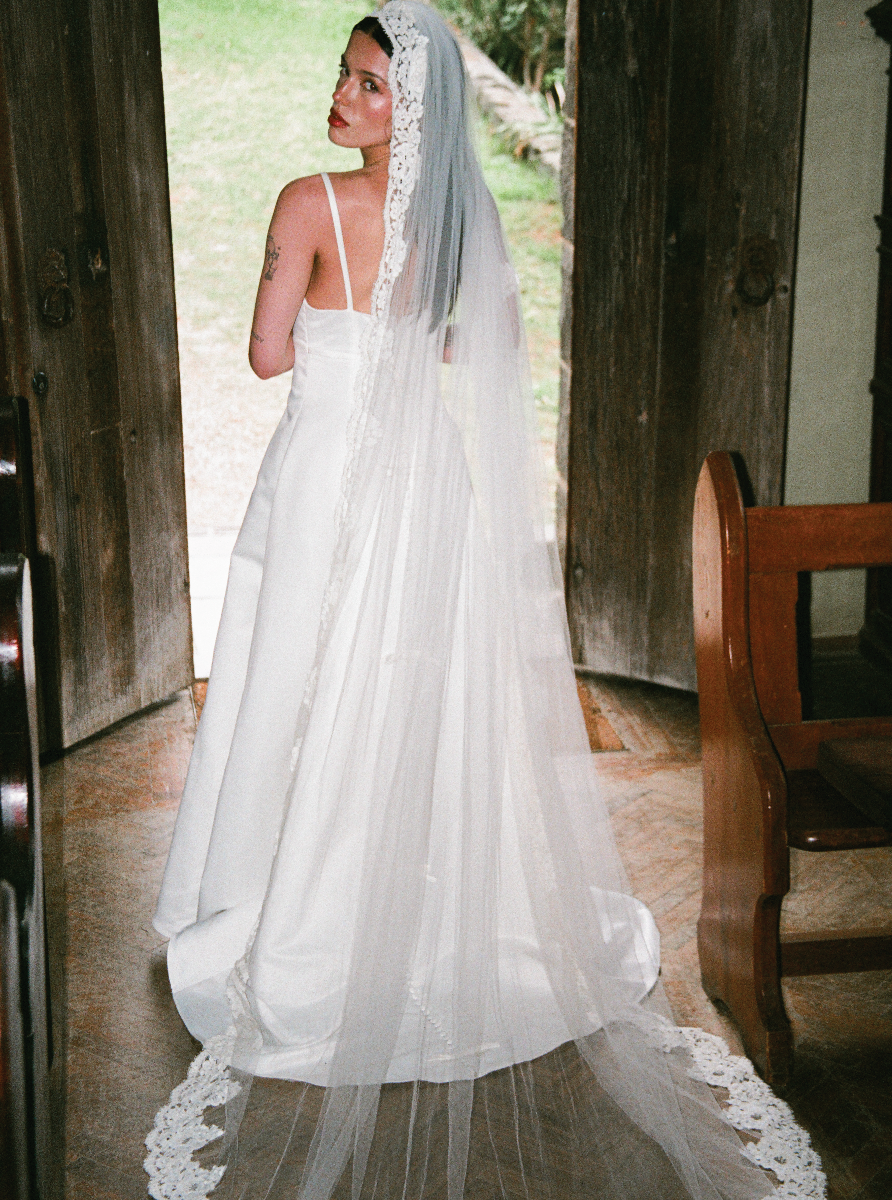 1970s Lace Mantilla Veil