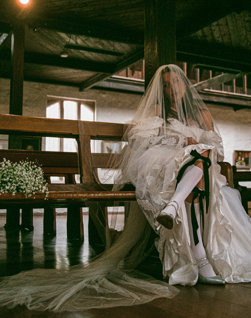 1990s Two-tier Cathedral Veil