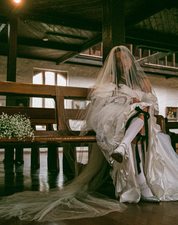 1990s Two-tier Cathedral Veil