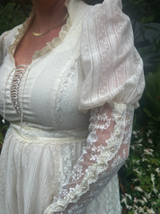 1970s Lace Gunne Sax Dress